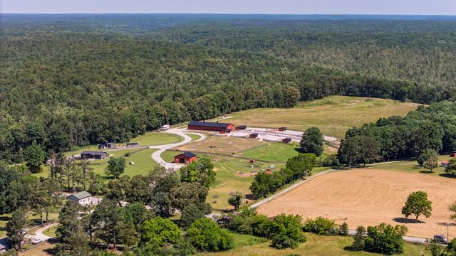 2981 Summertown Hwy, Summertown, TN 38483