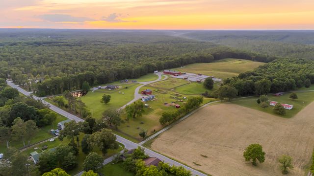 2981 Summertown Hwy, Summertown, TN 38483