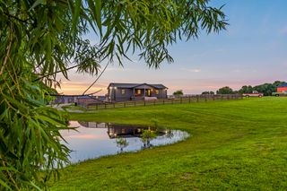 2981 Summertown Hwy, Summertown, TN 38483