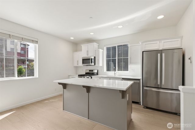 861 5th Place NE, Issaquah, WA 98029