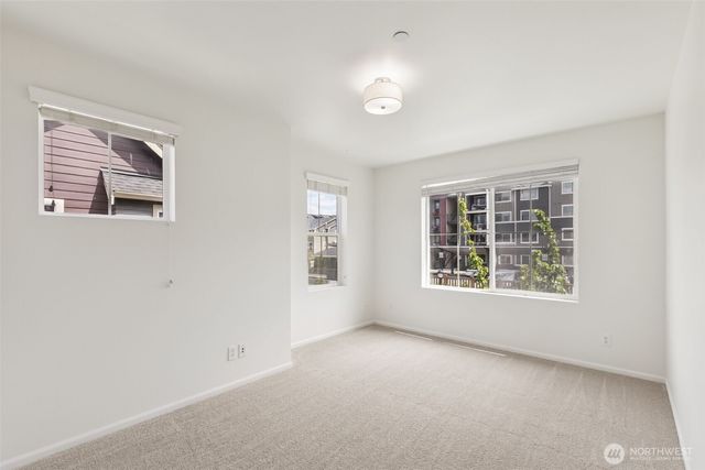 861 5th Place NE, Issaquah, WA 98029