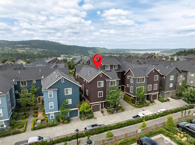 861 5th Place NE, Issaquah, WA 98029