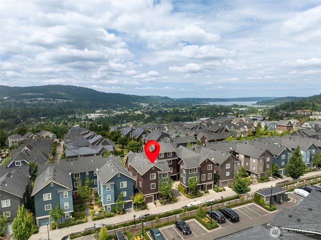 861 5th Place NE, Issaquah, WA 98029