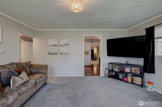 646 N Gale Place, East Wenatchee, WA 98802