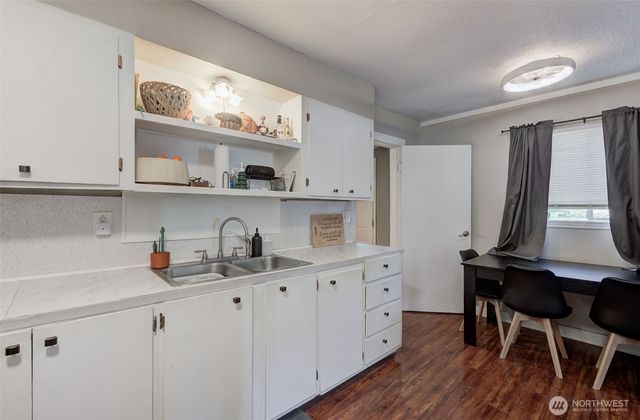 646 N Gale Place, East Wenatchee, WA 98802