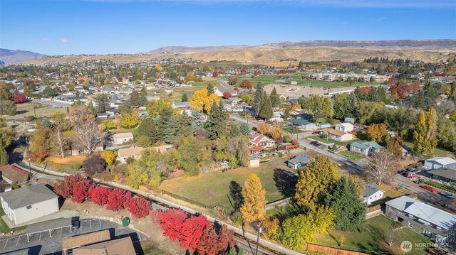 646 N Gale Place, East Wenatchee, WA 98802