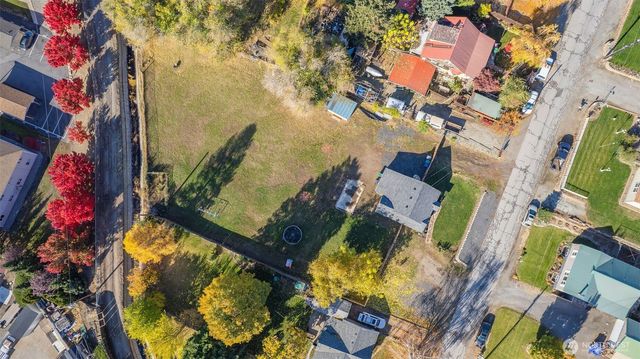 646 N Gale Place, East Wenatchee, WA 98802