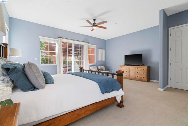 1635 Embassy Cir, Livermore, CA 94550