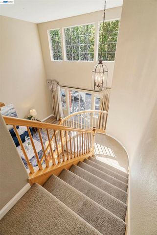 1635 Embassy Cir, Livermore, CA 94550