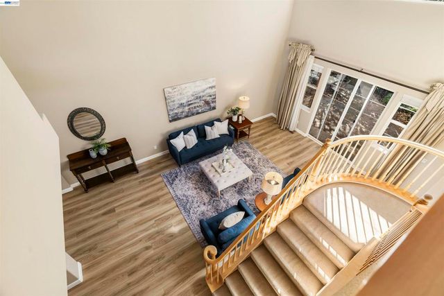 1635 Embassy Cir, Livermore, CA 94550