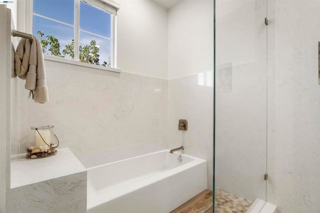 1635 Embassy Cir, Livermore, CA 94550