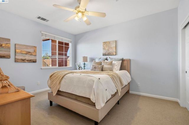 1635 Embassy Cir, Livermore, CA 94550