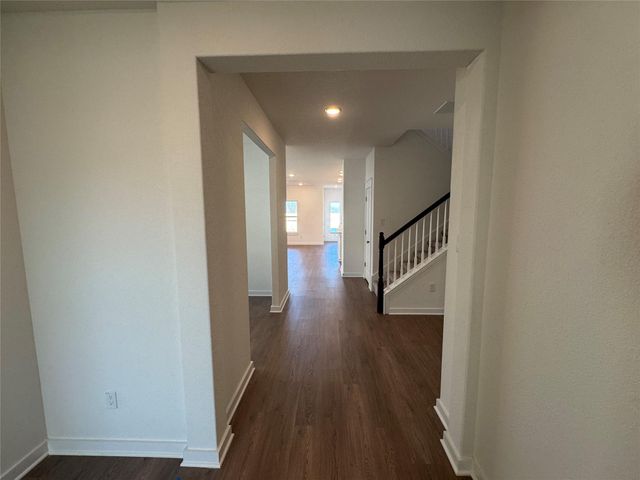 408 Quail Convey DR, Jarrell, TX 76537