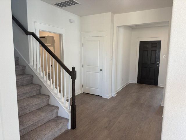 408 Quail Convey DR, Jarrell, TX 76537