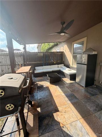 3007 S L S Lane, Mcallen, TX 78503