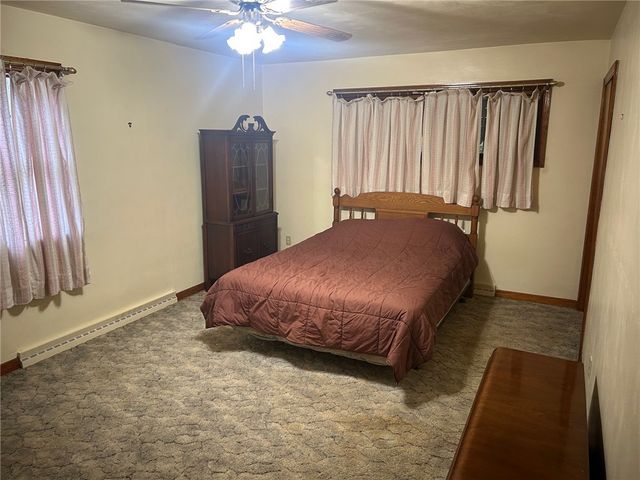 49 Haywood St, West Middlesex Boro, PA 16159