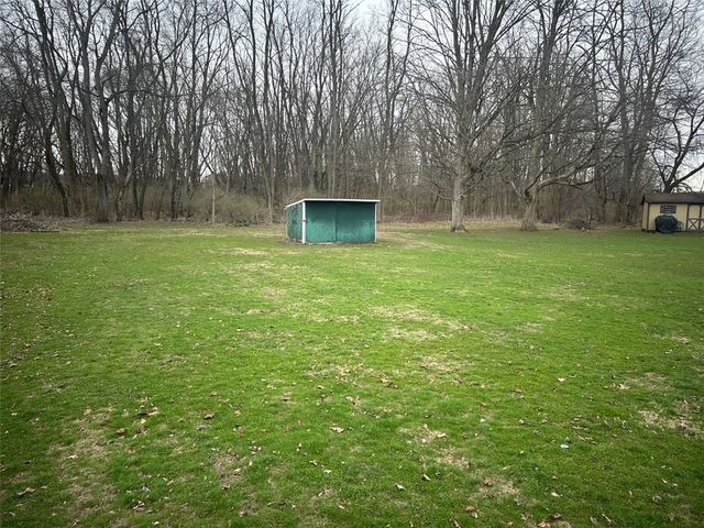 49 Haywood St, West Middlesex Boro, PA 16159