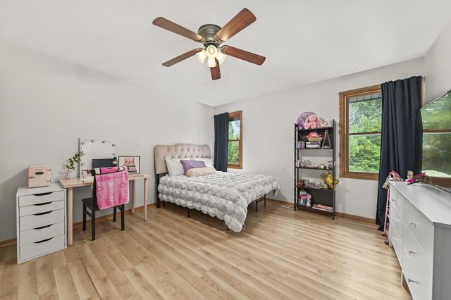 3640 E Northbrook BOULEVARD, Oak Creek, WI 53154