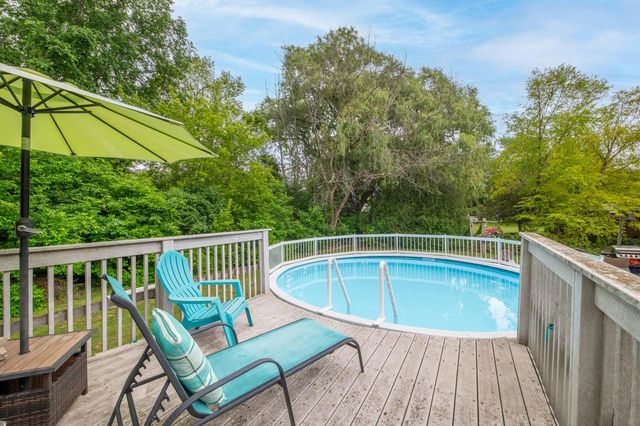 3640 E Northbrook BOULEVARD, Oak Creek, WI 53154