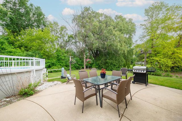3640 E Northbrook BOULEVARD, Oak Creek, WI 53154