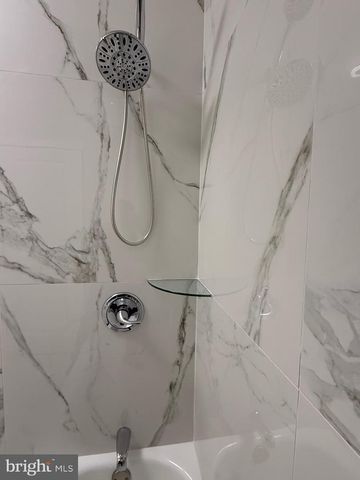 105 N DIAMOND ST, Clifton Heights, PA 19018