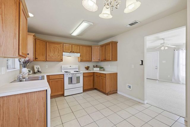 1709 Red Oak Court, Denton, TX 76209