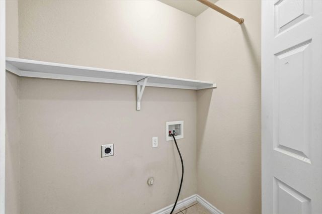 1709 Red Oak Court, Denton, TX 76209