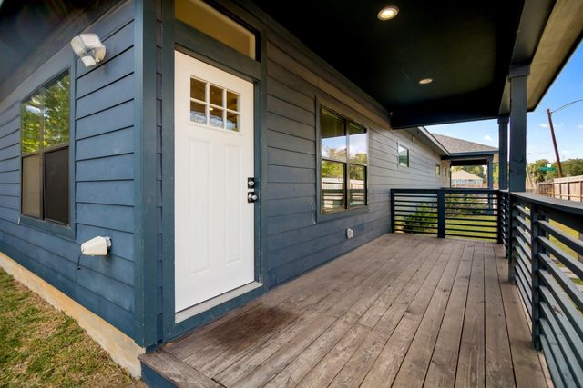 603 Edgewood Street B, Houston, TX 77023