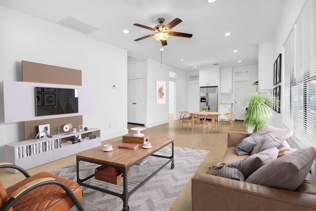 603 Edgewood Street B, Houston, TX 77023