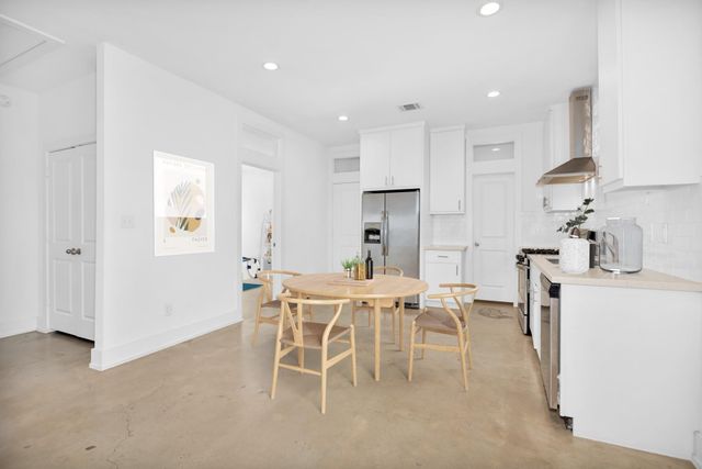 603 Edgewood Street B, Houston, TX 77023