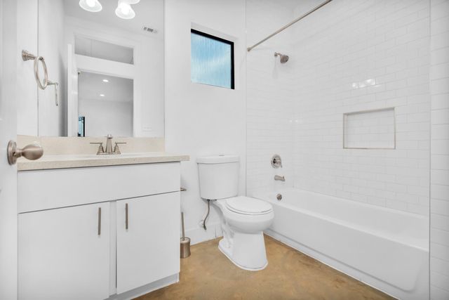 603 Edgewood Street B, Houston, TX 77023