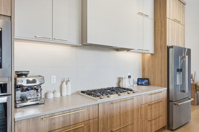 1301 HAXBY CT, Columbia, MO 65201