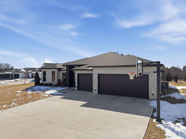 1301 HAXBY CT, Columbia, MO 65201