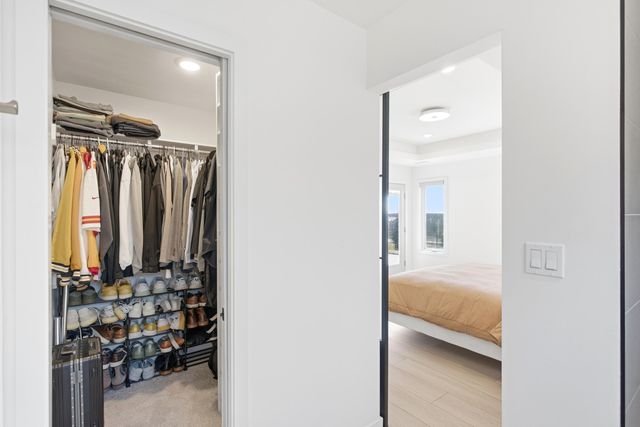 1301 HAXBY CT, Columbia, MO 65201