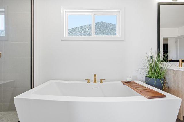 1301 HAXBY CT, Columbia, MO 65201