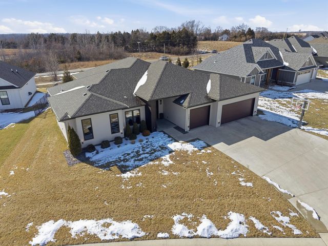 1301 HAXBY CT, Columbia, MO 65201