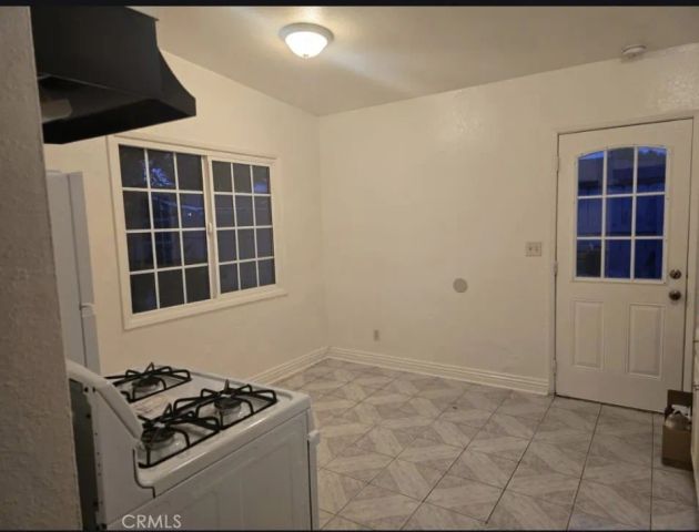 1310 S Atlantic A, Compton, CA 90221