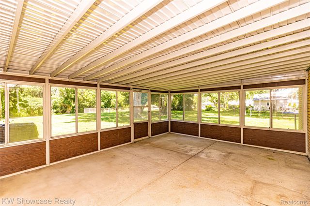 3651 Chicago Road, Warren, MI 48092