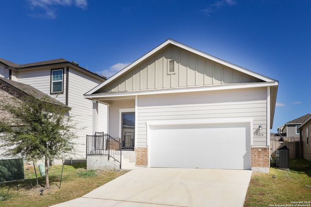 5214 Winding Stream, St Hedwig, TX 78152