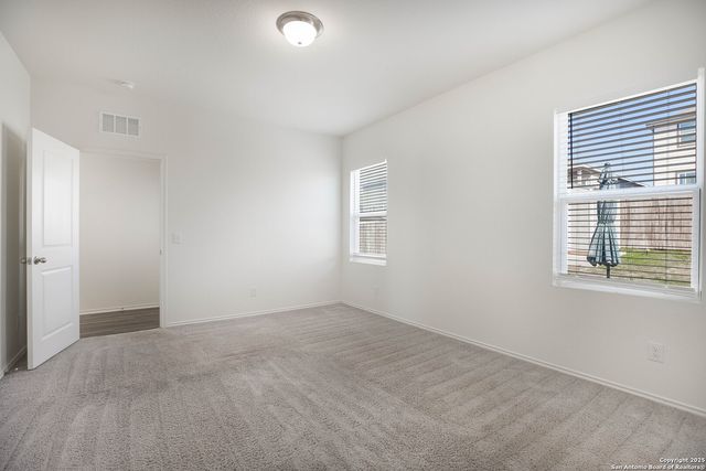 5214 Winding Stream, St Hedwig, TX 78152