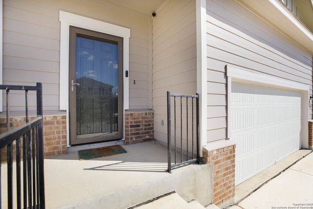 5214 Winding Stream, St Hedwig, TX 78152