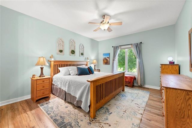 1812 N 150th Street, Basehor, KS 66007