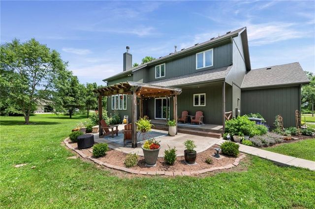 1812 N 150th Street, Basehor, KS 66007