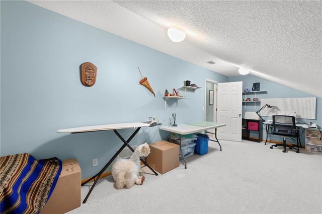 1812 N 150th Street, Basehor, KS 66007