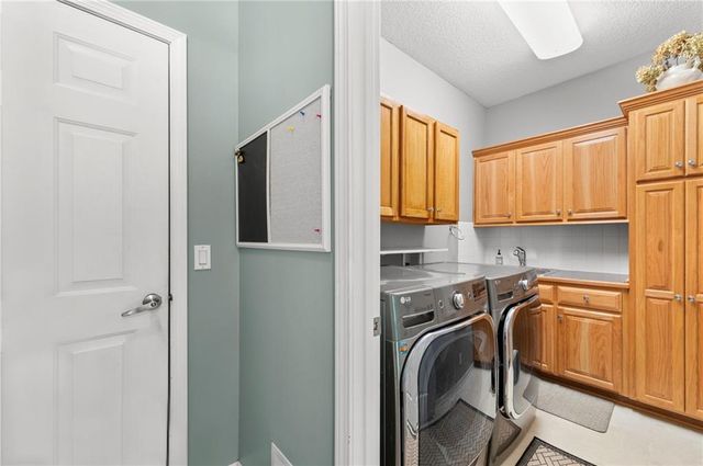 1812 N 150th Street, Basehor, KS 66007