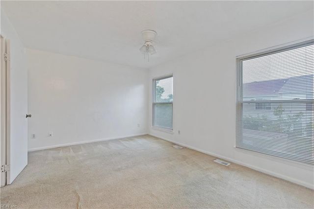 609 Hustings Court LN, Virginia Beach, VA 23452