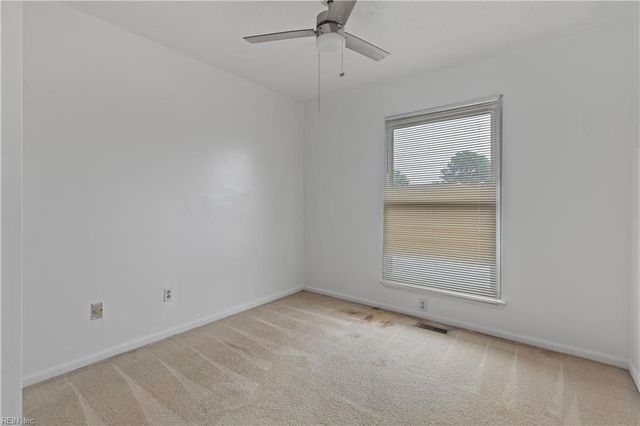 609 Hustings Court LN, Virginia Beach, VA 23452