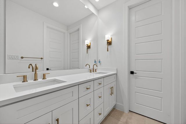 2006 Oak Garden Court, Dallas, TX 75232