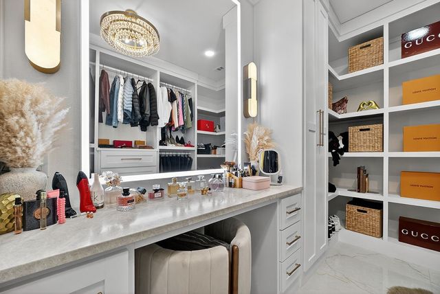 2006 Oak Garden Court, Dallas, TX 75232