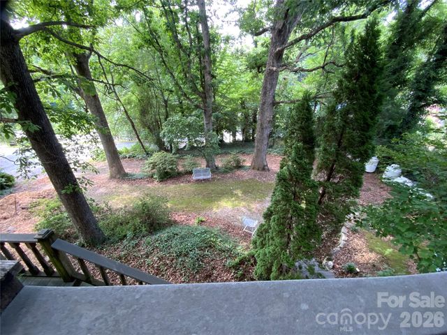 58 Seminary Street, Saluda, NC 28773
